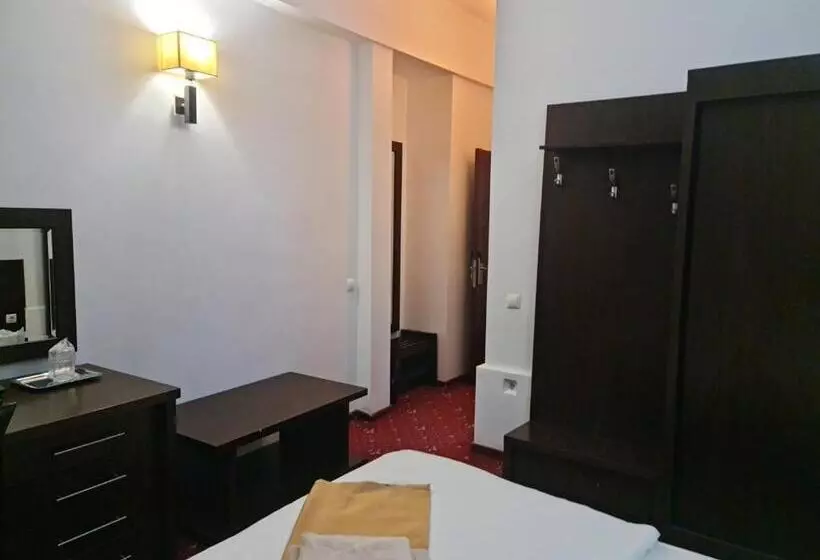 هتل Magic Gt Trivale