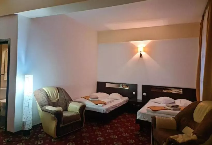 هتل Magic Gt Trivale