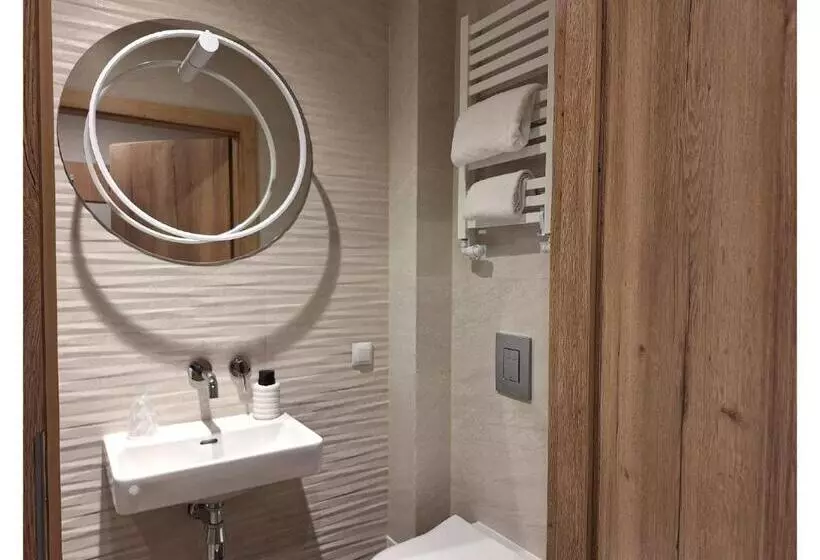 호텔 Mazovia Airport Modlin