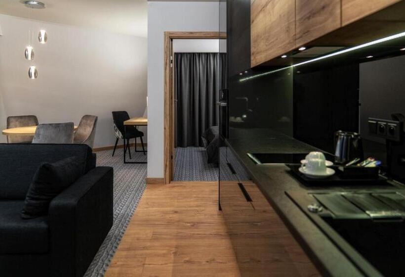 هتل Meta Resort & Vine Spa