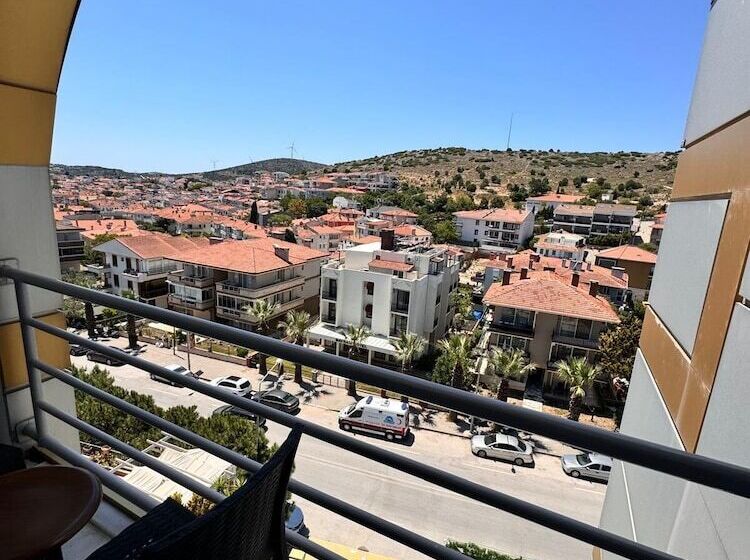 בית מלון כפרי Pacific