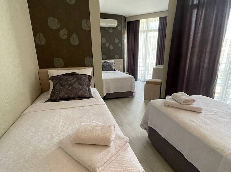 בית מלון כפרי Pacific