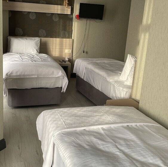 בית מלון כפרי Pacific