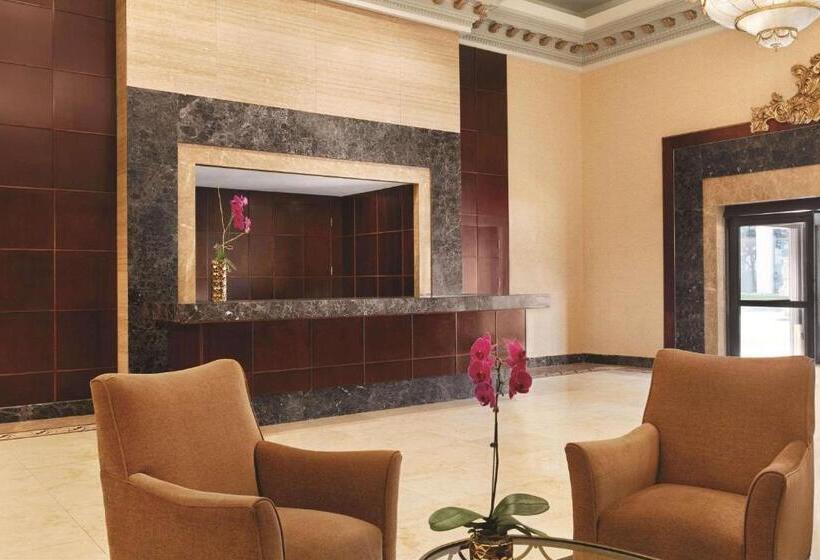 فندق Radisson Toronto Airport West