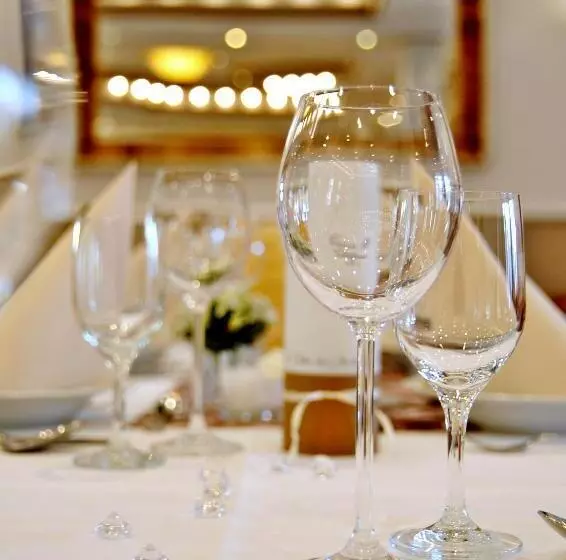 Отель Restaurant Burgerklause Tapken