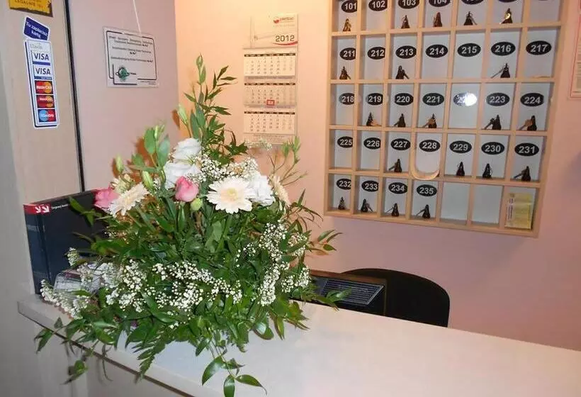 Hotell Standard Delegacyjny Bed & Breakfast