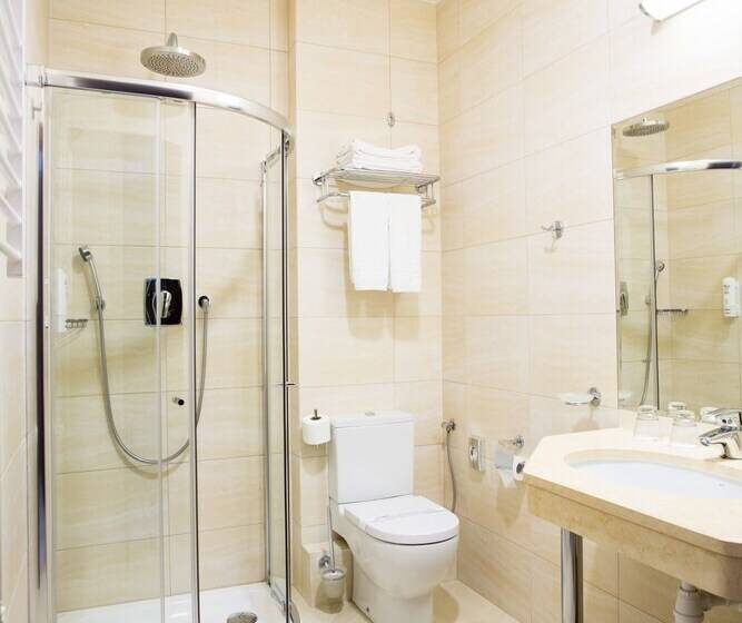 فندق Ventus Natural & Medical Spa