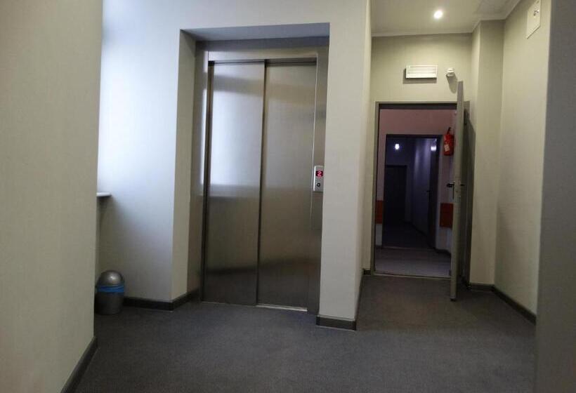 호텔 W Starej Kamienicy