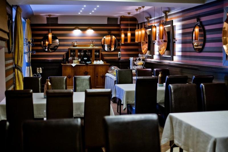 호텔 W Starej Kamienicy