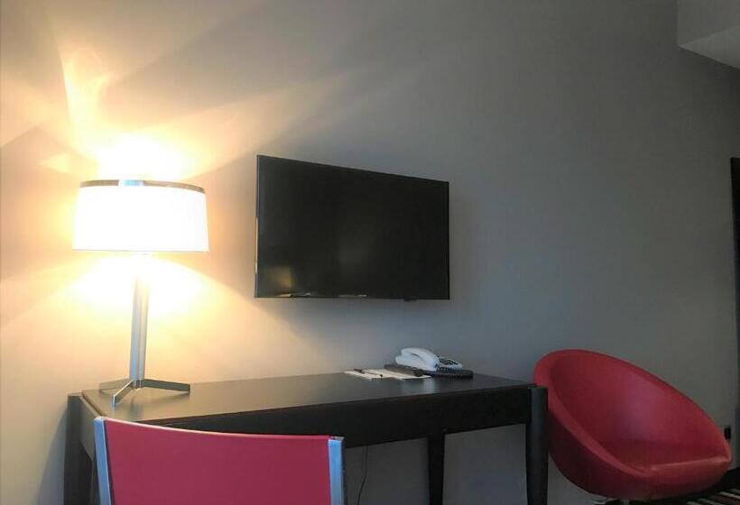 Silver Hotel & Gokart Center