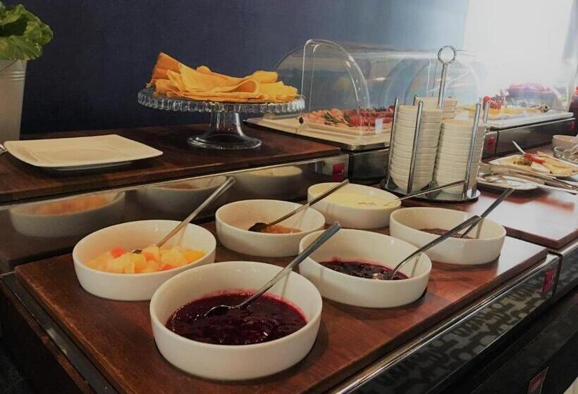 Silver Hotel & Gokart Center