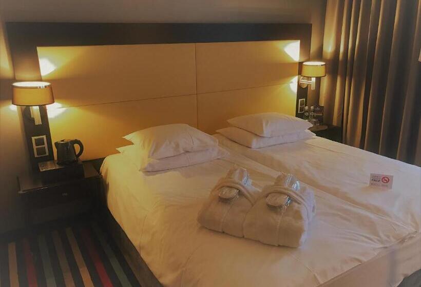 Silver Hotel & Gokart Center