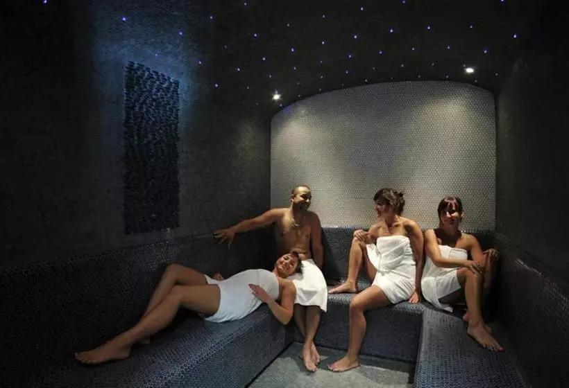 Silver Hotel & Gokart Center