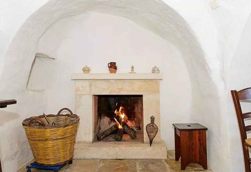 Aamiaismajoitus (B&B) B B Masseria Pozzo Tre Pile Dates Back To The Eighteenth Century