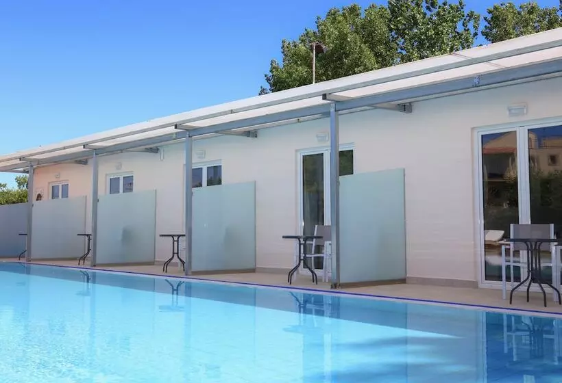 ホテル Cavomarina Beach  Adults Only