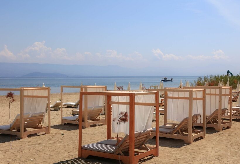 酒店 Cavomarina Beach Adults Only