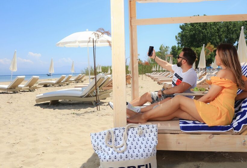 酒店 Cavomarina Beach Adults Only