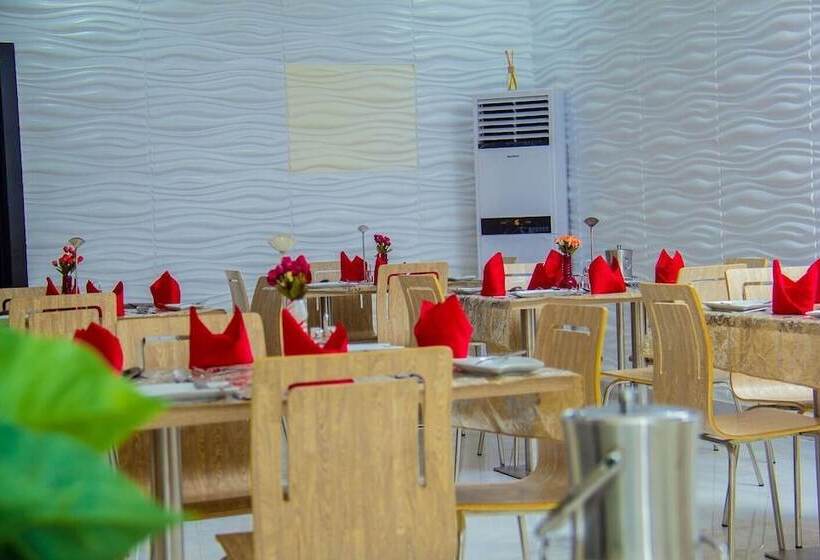 هتل Gpinnacle Suites