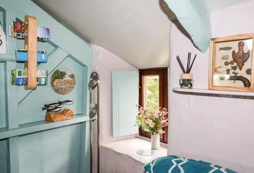 Fishermans Cottage