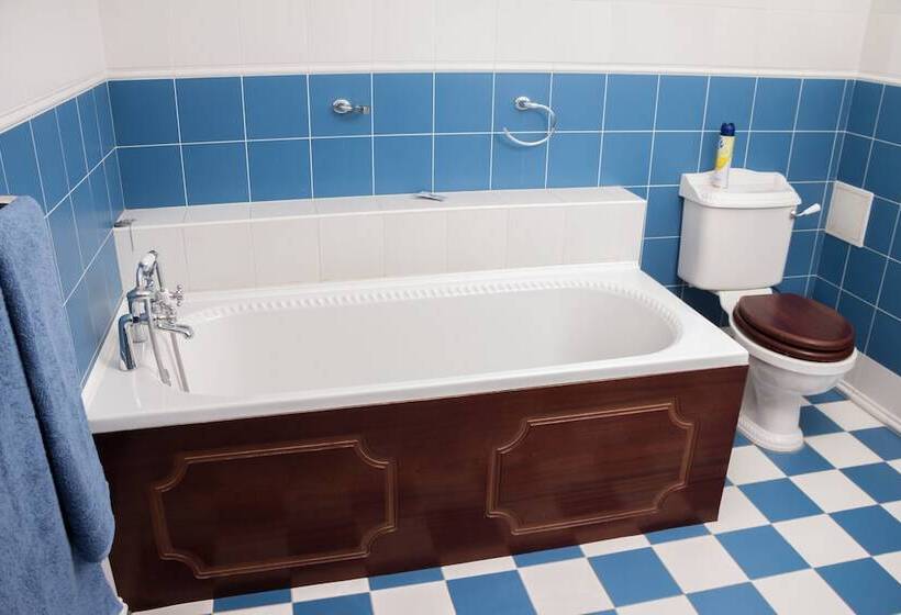 Hamilton's Bed & Breakfast