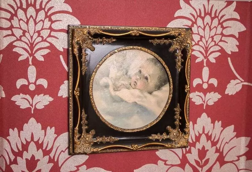 Hamilton's Bed & Breakfast