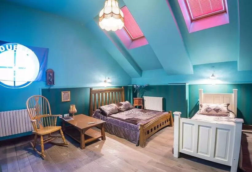 Hamilton's Bed & Breakfast