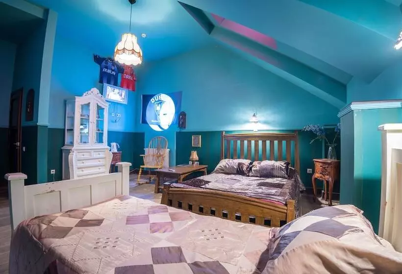 Hamilton's Bed & Breakfast