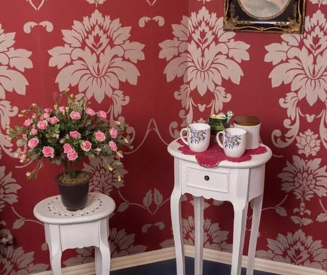 Hamilton's Bed & Breakfast