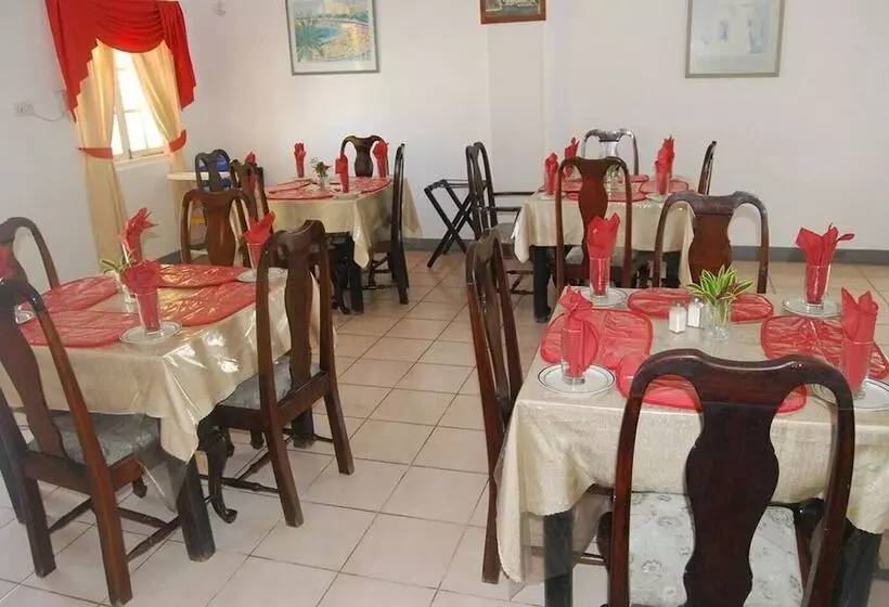 Global Villa Hotel & Conference Center