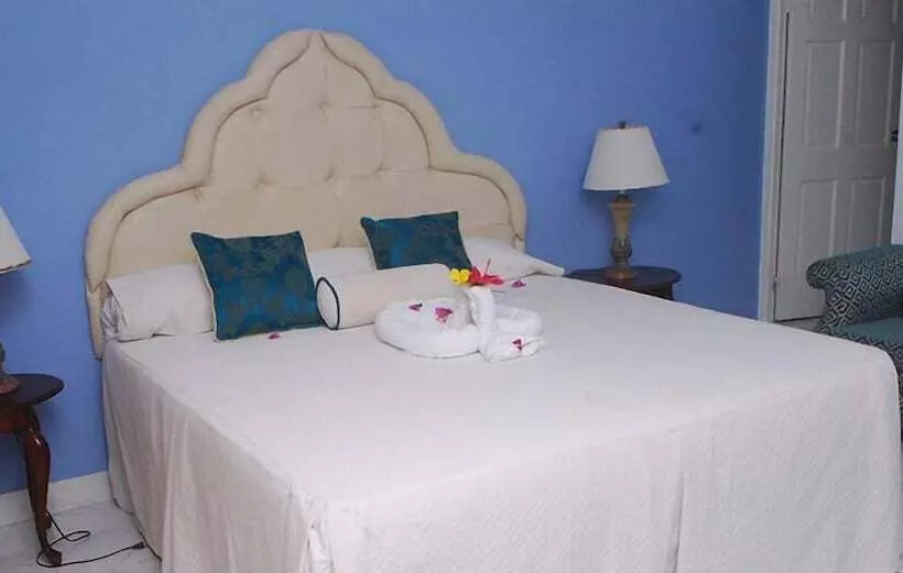 Global Villa Hotel & Conference Center