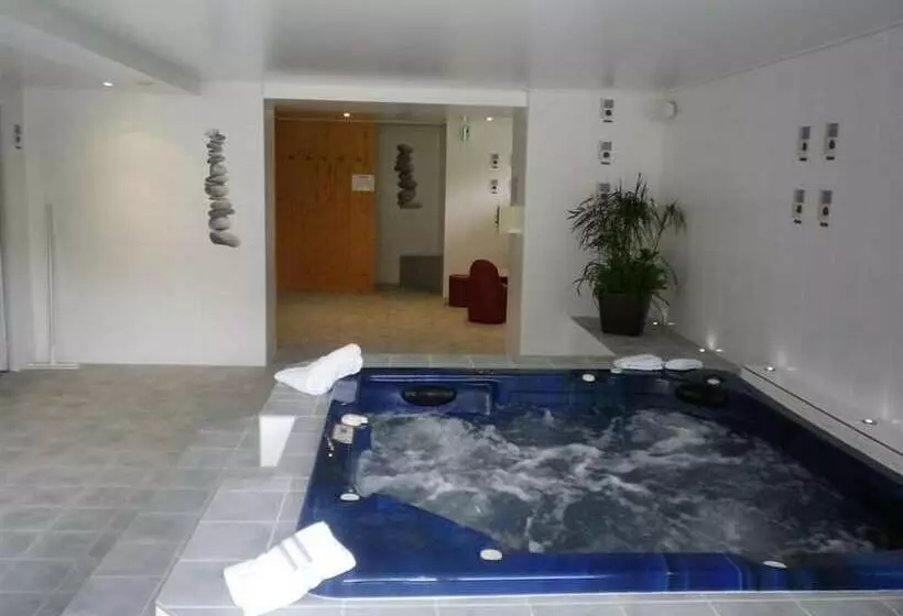 Logis Hotel Beausoleil