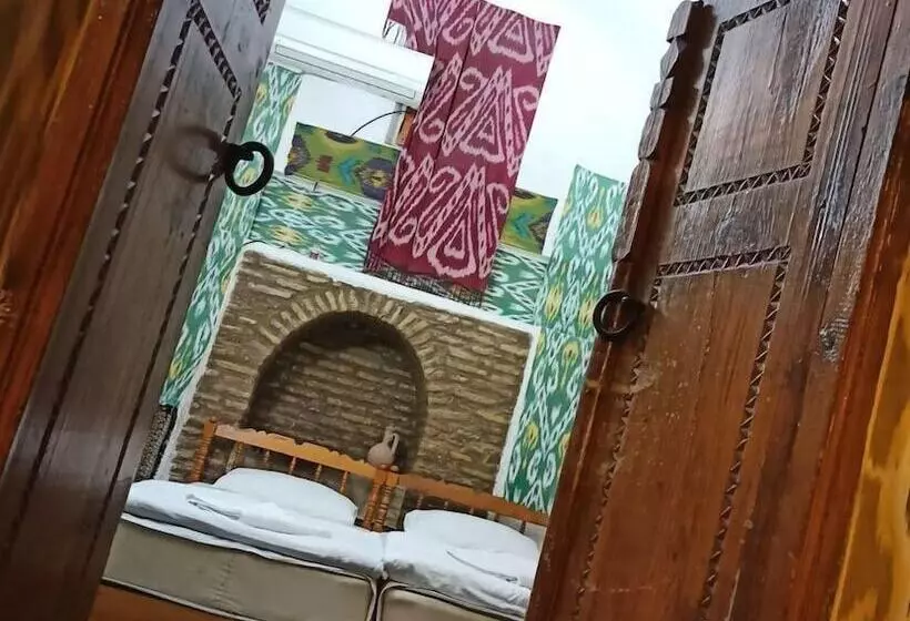 هتل Mekhtar Ambar  Caravan Sarai Xix