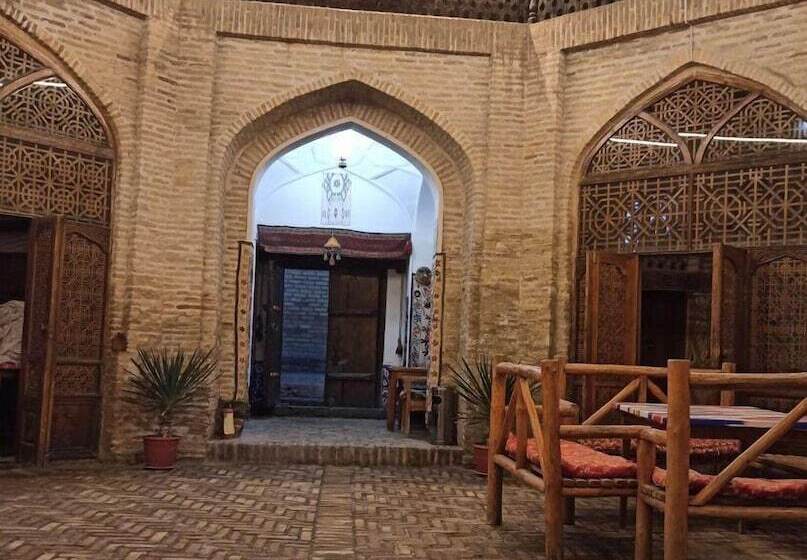 هتل Mekhtar Ambar Caravan Sarai Xix