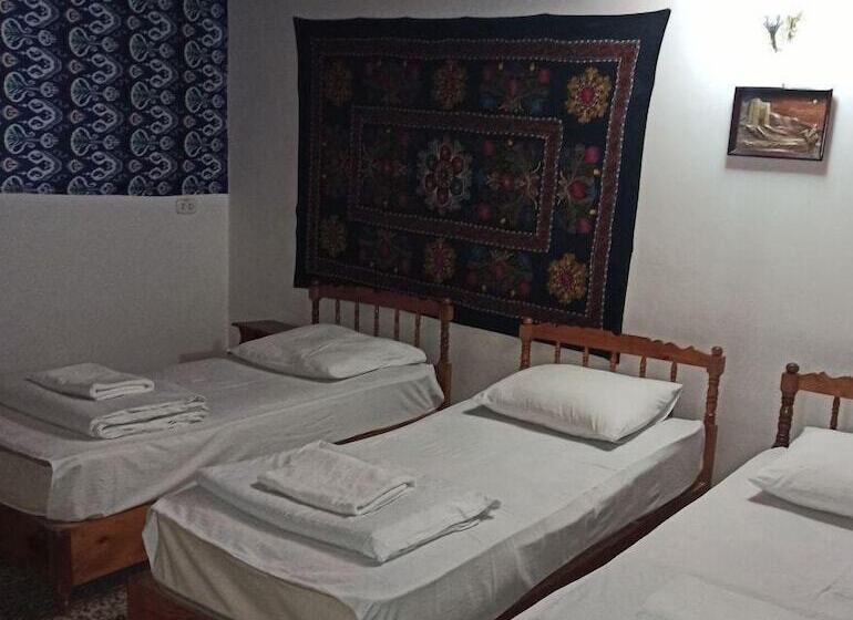 هتل Mekhtar Ambar Caravan Sarai Xix