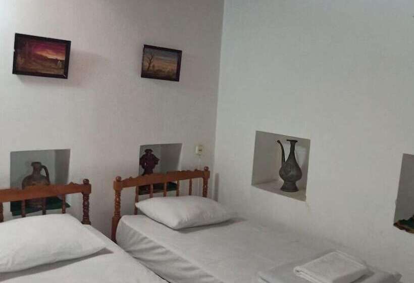 هتل Mekhtar Ambar Caravan Sarai Xix