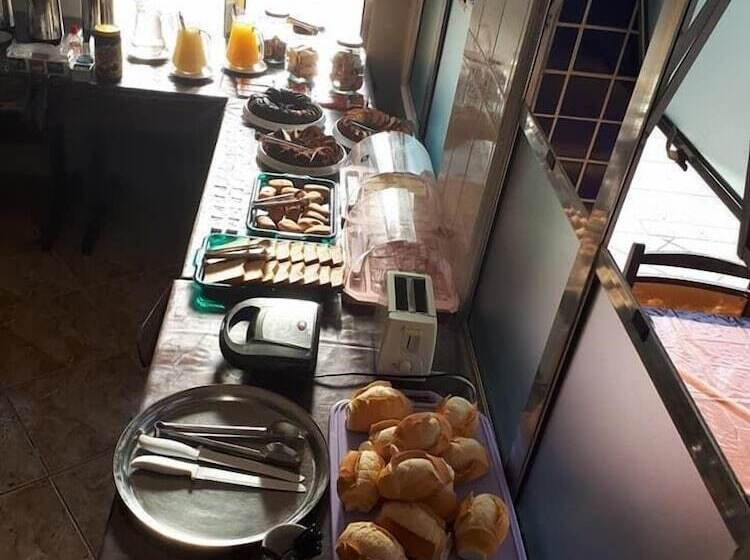 Отель Pousada Dos Ferroviarios