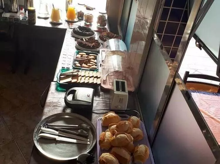 Hotelli Pousada Dos Ferroviarios