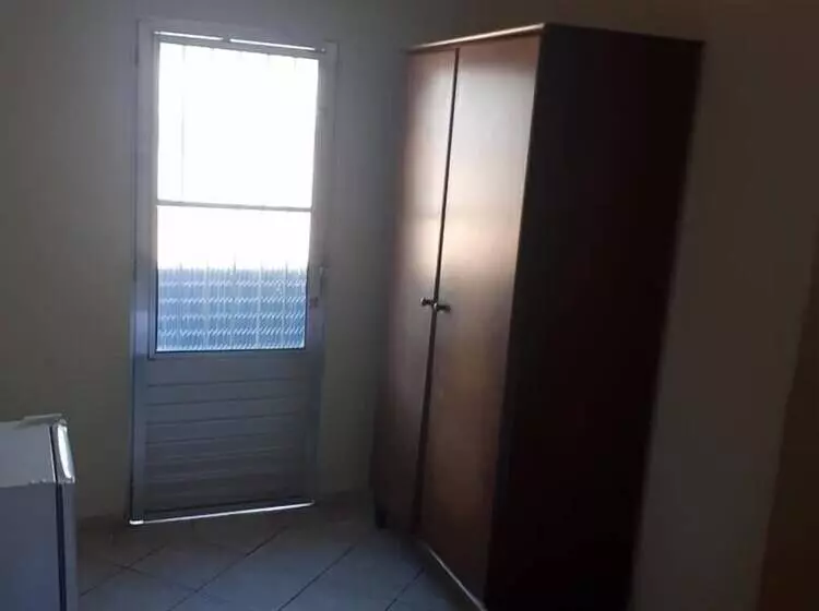 Hotelli Pousada Dos Ferroviarios