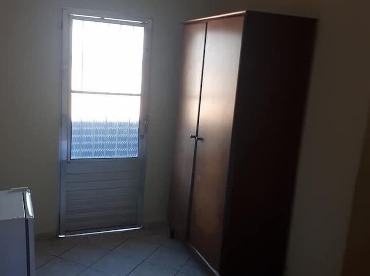 Отель Pousada Dos Ferroviarios