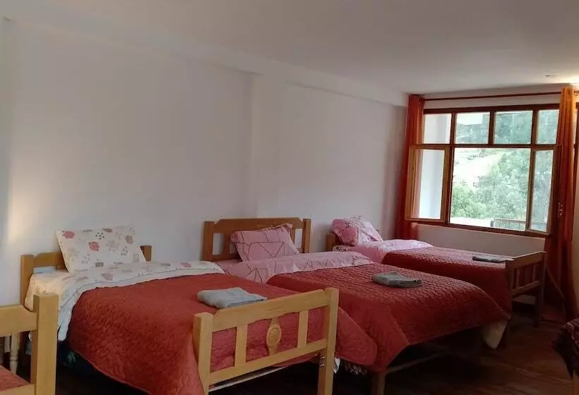 هتل Shumak Alpamayo Hostal Huaraz