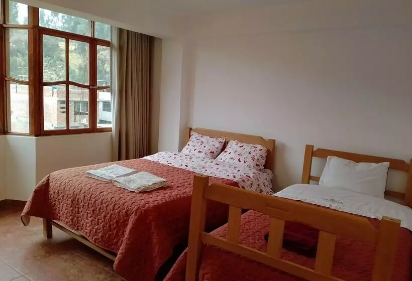 هتل Shumak Alpamayo Hostal Huaraz