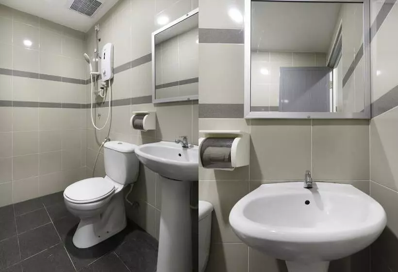 Manjung Inn Hotel By Oyo Rooms