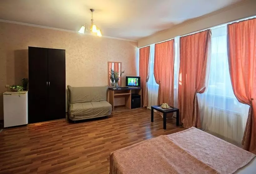 Majatalo Guest House Vingover