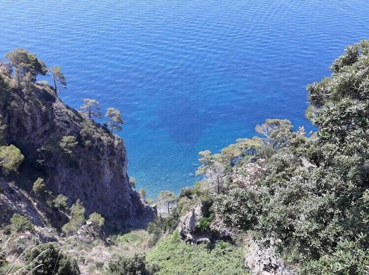 Пансион Siriana Open Space Penthouse