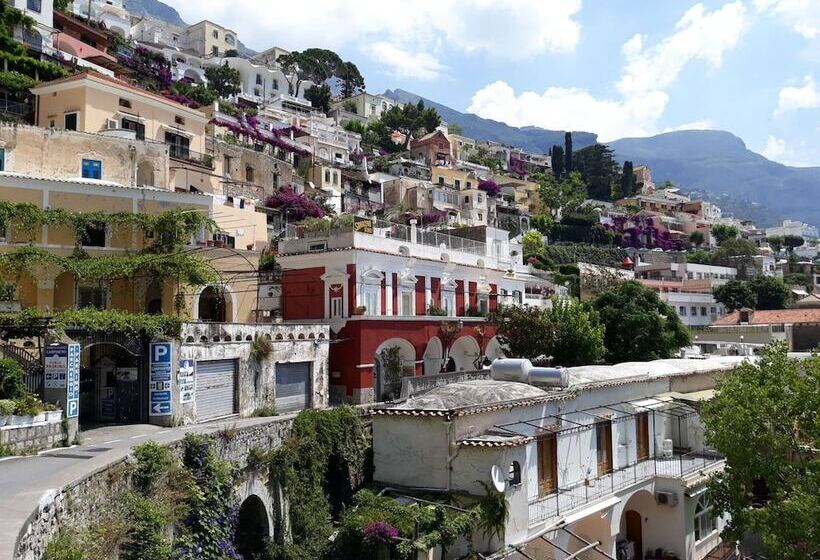 Пансион Siriana Open Space Penthouse