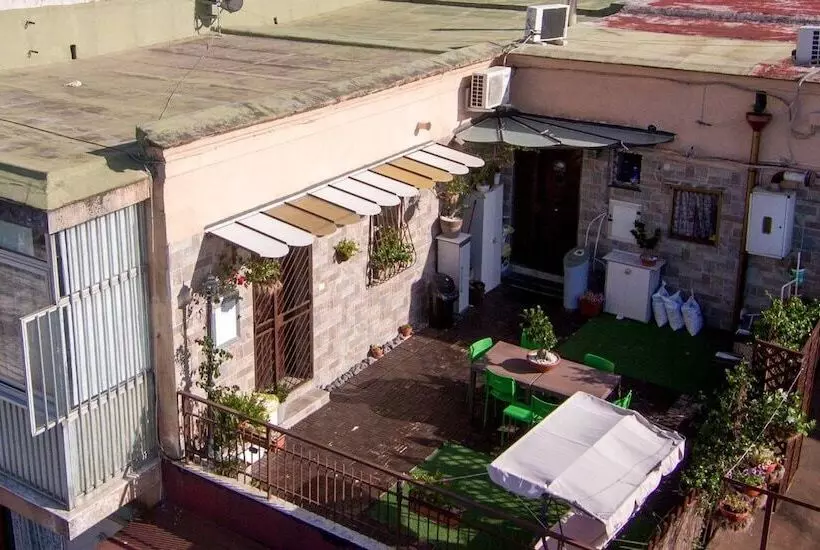 پانسیون Siriana Open Space Penthouse