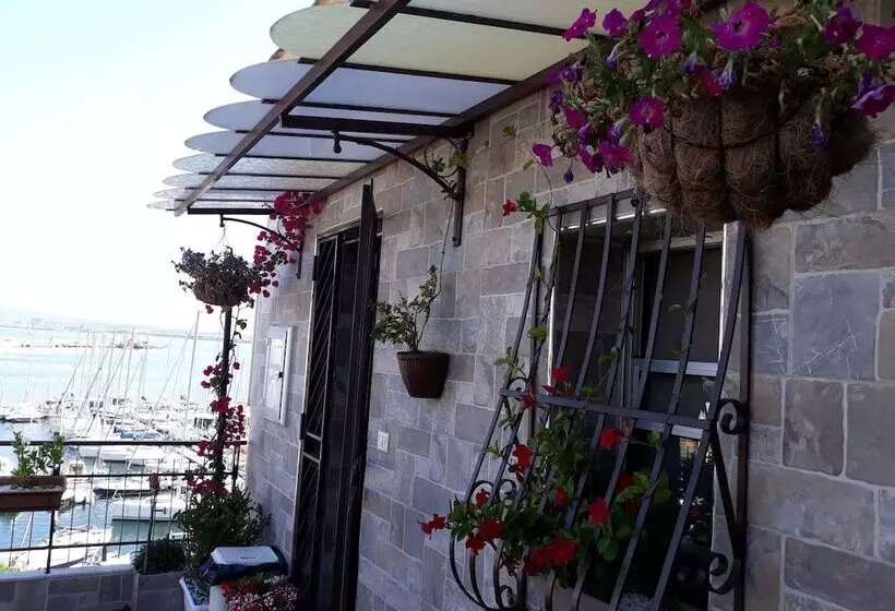 پانسیون Siriana Open Space Penthouse
