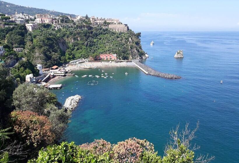 Пансион Siriana Open Space Penthouse