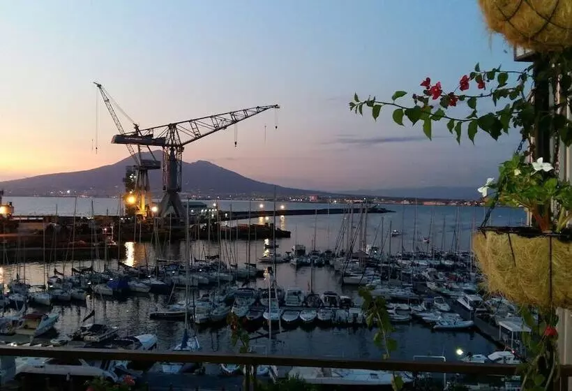 پانسیون Siriana Open Space Penthouse