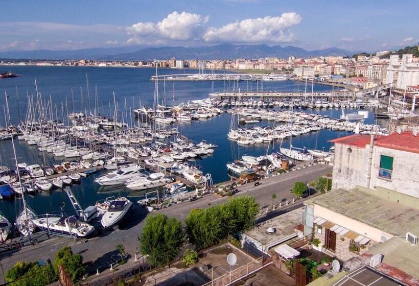 Пансион Siriana Open Space Penthouse